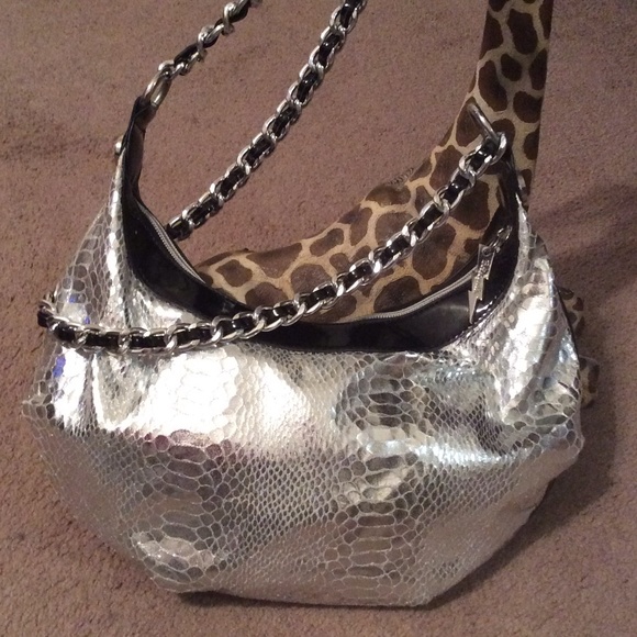 Silver CROSSBODY - Picture 2 of 4